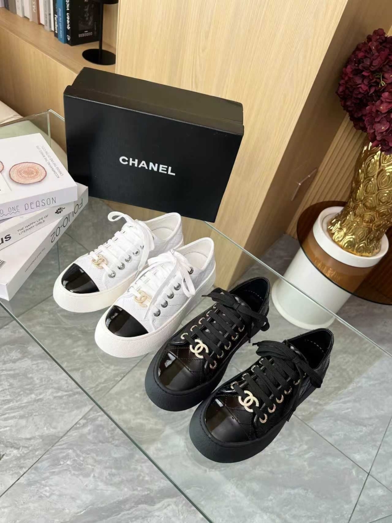Ch**el sport shoes